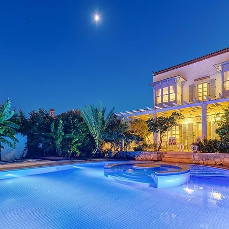 Lale Lodge Hotel Alaçatı Luaran gambar