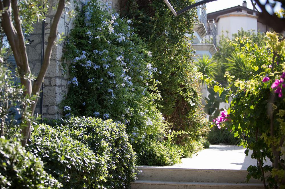 Lale Lodge Hotel Alaçatı Luaran gambar